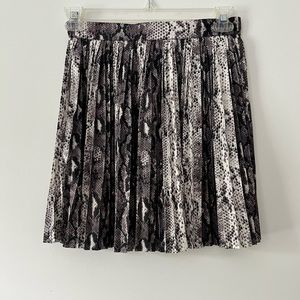 Naked Wardrobe Pleated to Stay Skirt